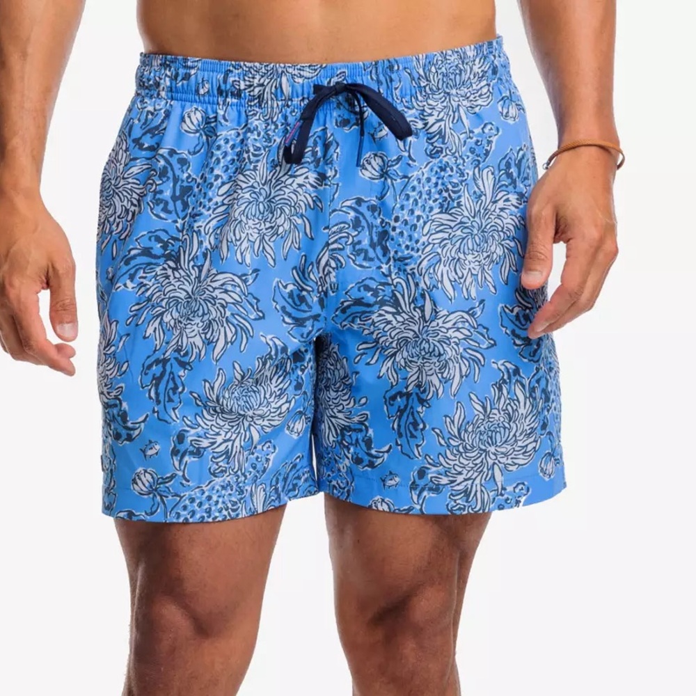 Lilly Pulitzer x Southern Tide Boys 6 inch Printed Swim Trunks